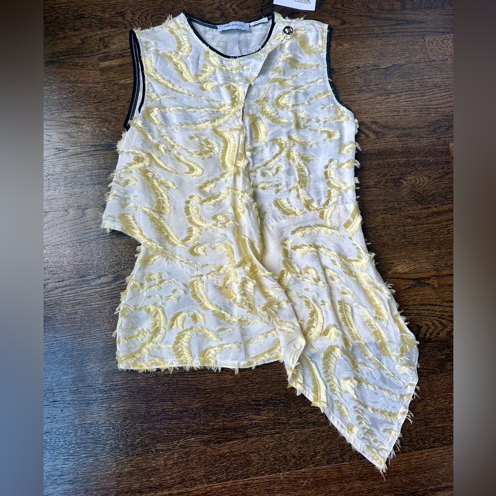 NWT Yigal Azrouel jacquard feather blouse